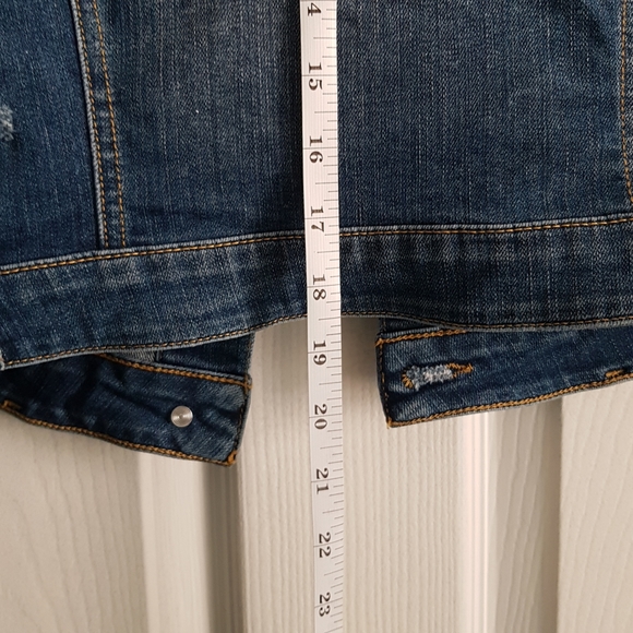 Guess Crop Denim Vest with Patches - Picture 9 of 11